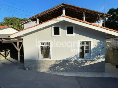 Casa com 3 Quartos à venda, 110m² no Centro, São José