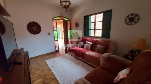 Casa com 8 Quartos à venda, 349m² no Martins, Uberlândia