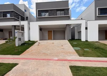 Sobrado com 4 Quartos para alugar, 200m² no Residencial Jardins Lyon, Aparecida de Goiânia