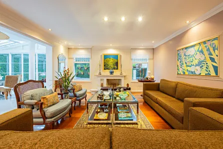 Casa de Condomínio com 5 Quartos à venda, 370m² no Jardim Cordeiro, São Paulo