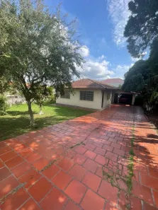 Casa com 4 Quartos à venda, 136m² no Xaxim, Curitiba