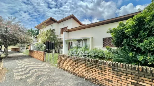 Casa com 3 Quartos para alugar, 420m² no São Dimas, Piracicaba