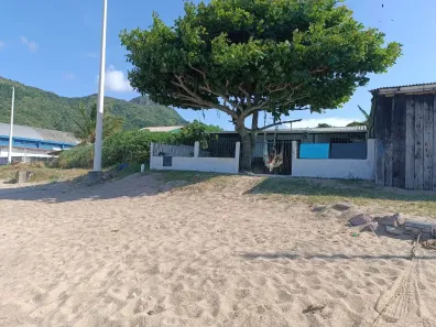 Casa com 3 Quartos à venda, 90m² no Cantos dos ganchos, Governador Celso Ramos