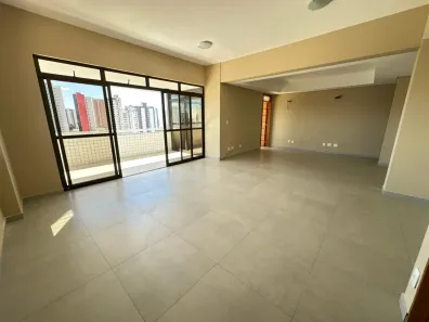 Apartamento com 4 Quartos para alugar, 216m² no Fátima, Teresina