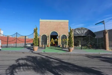 Galpão/Depósito/Armazém para venda ou aluguel, 520m² no Jardim Piazza di Roma, Sorocaba