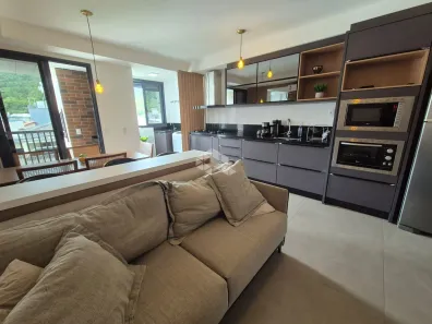 Apartamento com 2 Quartos à venda, 85m² no Jurerê, Florianópolis