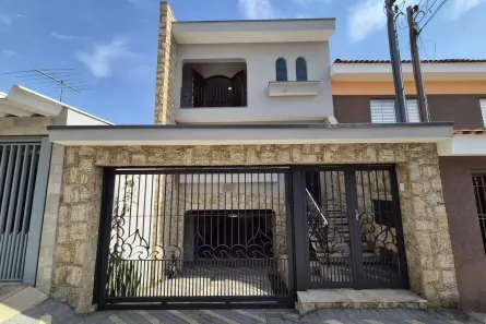 Sobrado com 3 Quartos para alugar, 270m² no Vila Camilópolis, Santo André