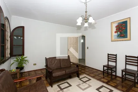 Casa com 3 Quartos à venda, 250m² no Chácara Seis de Outubro, São Paulo