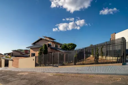 Casa com 2 Quartos à venda, 200m² no Jardim das Hortênsias, Poços de Caldas