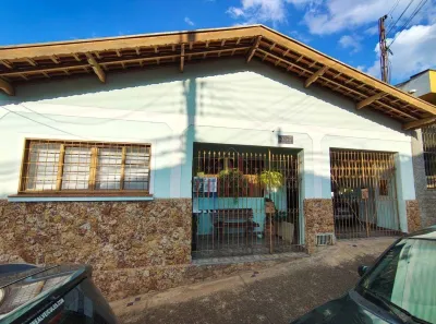 Casa com 3 Quartos à venda, 134m² no Centro (Ártemis), Piracicaba