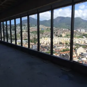 Sala Comercial para alugar, 5000m² no Barra da Tijuca, Rio de Janeiro