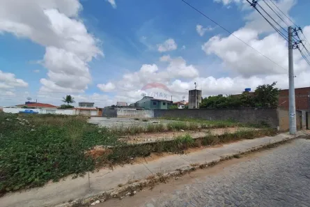 Lote/Terreno à venda, 500m² no Maurício de Nassau, Caruaru