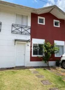 Casa com 2 Quartos à venda, 140m² no Chácara Canta Galo, Cotia