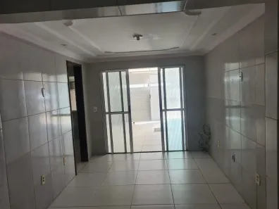 Casa com 3 Quartos para alugar, 95m² no San Martin, Recife