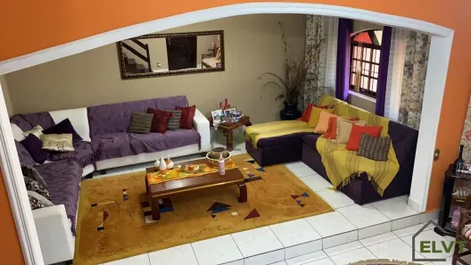 Sobrado com 4 Quartos à venda, 321m² no Jaguaribe, Osasco