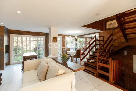 Casa de Condomínio com 3 Quartos à venda, 201m² no Chácara das Pedras, Porto Alegre