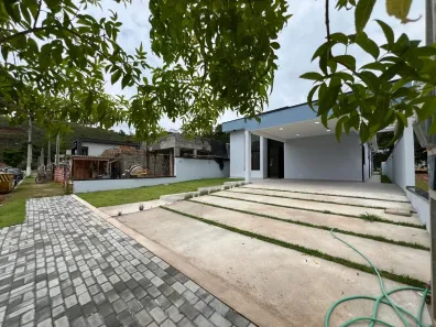 Casa de Condomínio com 3 Quartos à venda, 191m² no Bellard, Guararema