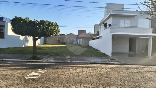 Lote/Terreno à venda, 200m² no Loteamento São Francisco, Piracicaba