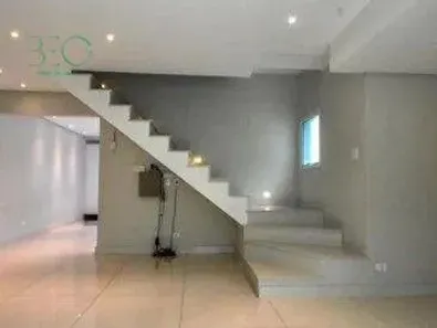 Casa de Condomínio com 3 Quartos à venda, 250m² no Parque Colonial, São Paulo