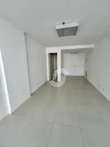 Sala Comercial à venda, 32m² no Ingá, Niterói