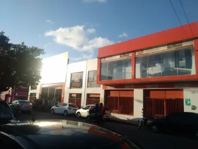 Ponto Comercial à venda, 400m² no Santos Reis, Parnamirim
