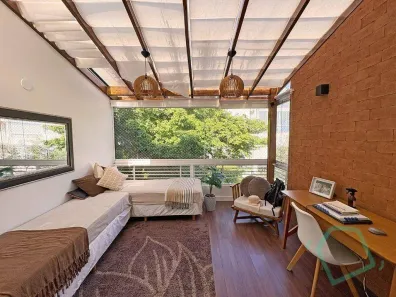 Casa de Condomínio com 3 Quartos à venda, 210m² no Jardim Rebelato, Cotia