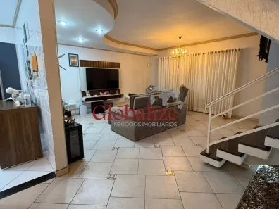 Casa com 5 Quartos à venda, 208m² no Campo Grande, Santos