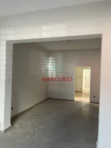 Imóvel Comercial com 14 Quartos para venda ou aluguel, 400m² no Centro, Bauru