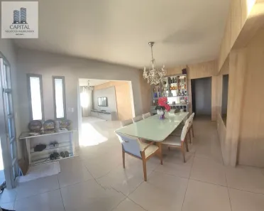 Casa com 3 Quartos à venda, 249m² no Barreiros, São José