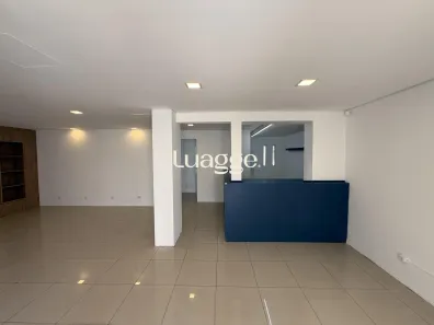 Imóvel Comercial para alugar, 460m² no Auxiliadora, Porto Alegre
