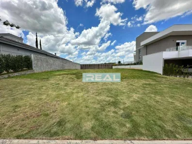 Lote/Terreno à venda, 702m² no Loteamento Mont Blanc Residence, Campinas
