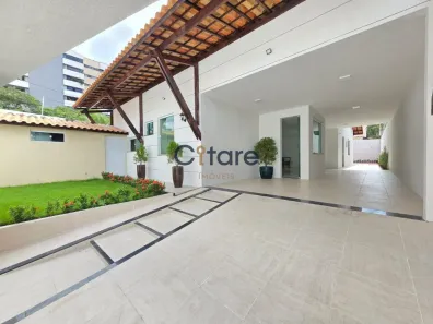 Casa com 4 Quartos à venda, 261m² no Vicente Pinzon, Fortaleza