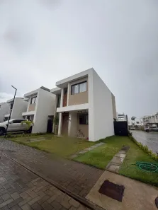 Casa de Condomínio com 3 Quartos à venda, 120m² no Buraquinho, Lauro de Freitas