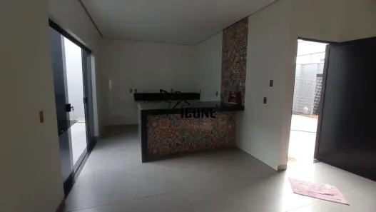 Casa com 3 Quartos à venda, 88m² no Novo Mundo, Uberlândia