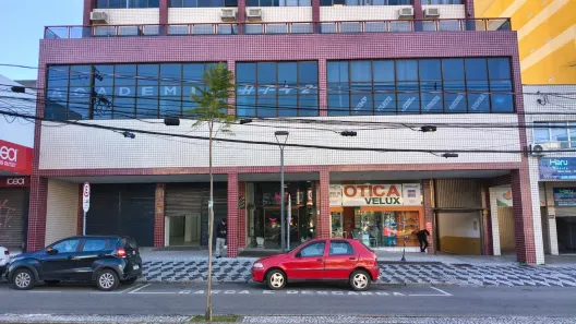 Ponto Comercial para alugar, 290m² no Pinheirinho, Curitiba