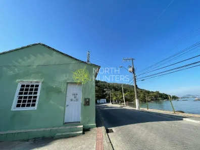 Casa com 3 Quartos à venda, 226m² no Sambaqui, Florianópolis