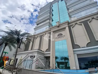 Apartamento com 3 Quartos à venda, 123m² no Meia Praia, Itapema