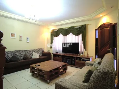 Sobrado com 4 Quartos à venda, 247m² no Vila Camilópolis, Santo André