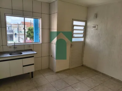 Casa com 2 Quartos para alugar, 55m² no Parque Marajoara, Santo André