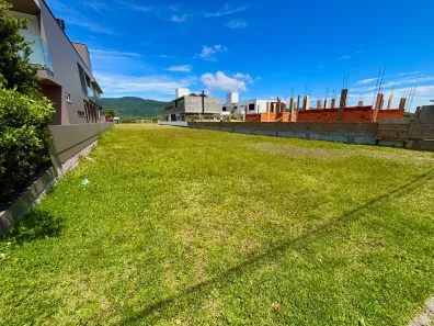Lote/Terreno à venda, 600m² no Palhocinha, Garopaba