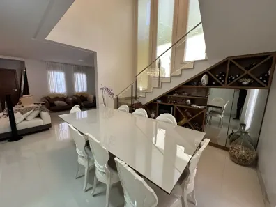 Casa de Condomínio com 5 Quartos à venda, 328m² no Jardins Valência, Goiânia