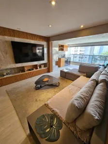 Apartamento com 3 Quartos à venda, 163m² no Vila Gumercindo, São Paulo