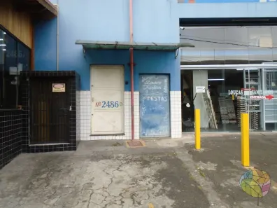 Imóvel Comercial para alugar, 200m² no Vila Correia, Mauá