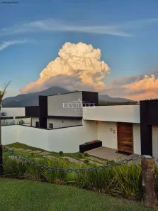 Casa com 5 Quartos para venda ou aluguel, 350m² no , Vargem