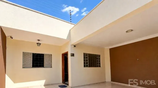 Casa com 3 Quartos para alugar, 103m² no Jardim Guararapes, Londrina