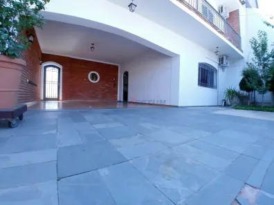 Sobrado com 4 Quartos à venda, 300m² no Jardim Presidente Wenceslau, Campinas