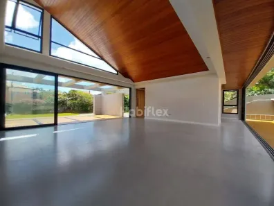 Casa de Condomínio com 4 Quartos à venda, 366m² no Rio Tavares, Florianópolis
