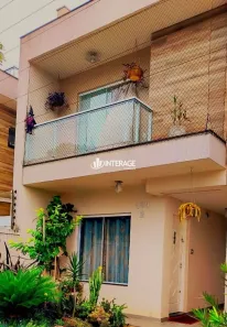 Sobrado com 3 Quartos à venda, 119m² no Santa Cândida, Curitiba