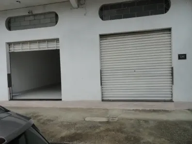 Ponto Comercial para alugar, 80m² no Niterói, Betim
