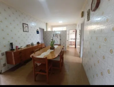Casa com 3 Quartos à venda, 118m² no Centro, Botucatu